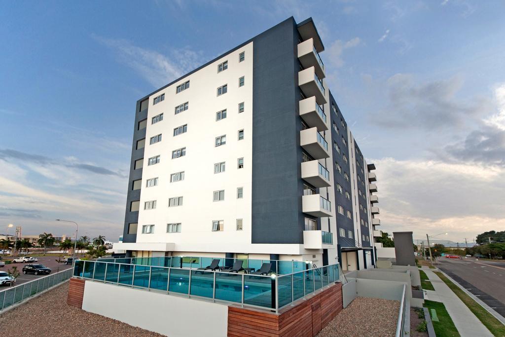 Allure Hotel & Apartments Townsville Exterior foto