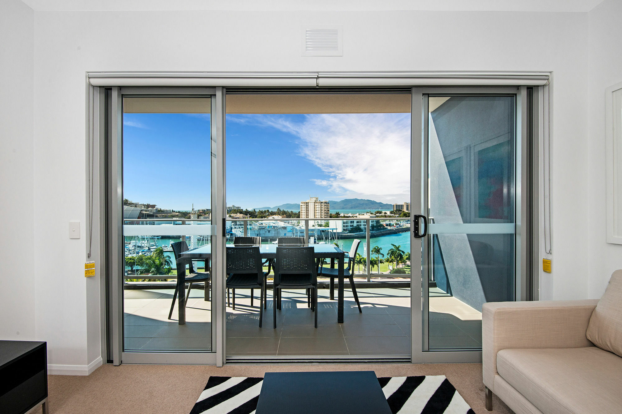 Allure Hotel & Apartments Townsville Exterior foto