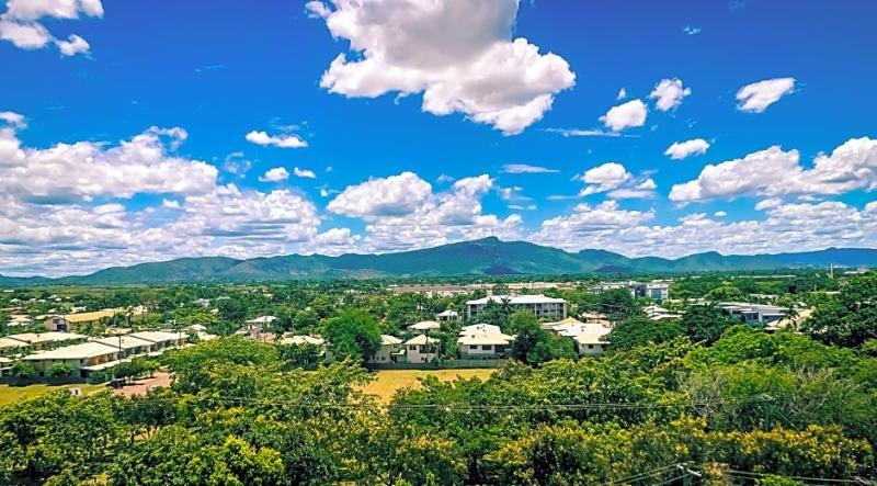 Allure Hotel & Apartments Townsville Exterior foto